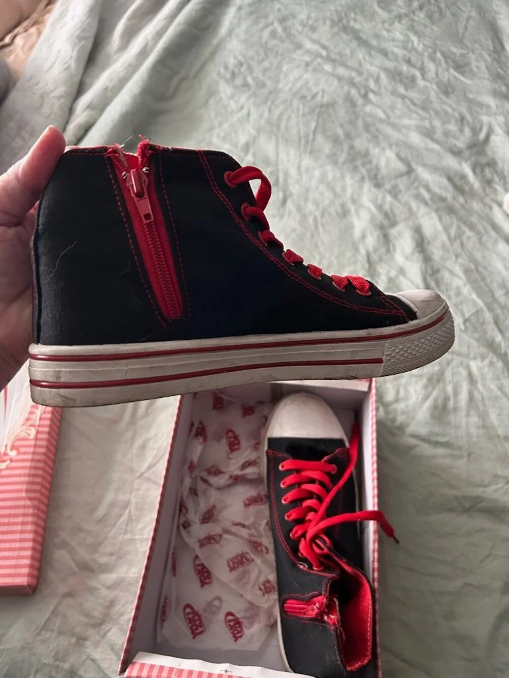 Yoki red and black goth canvas high top sneakers with red zippers women size 9